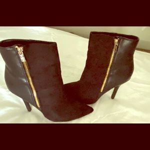 Jennifer Lopez High Heeled Booties.